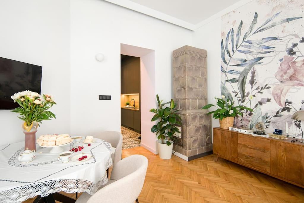 Green Oasis In The Centre Apartment Krakow Ngoại thất bức ảnh